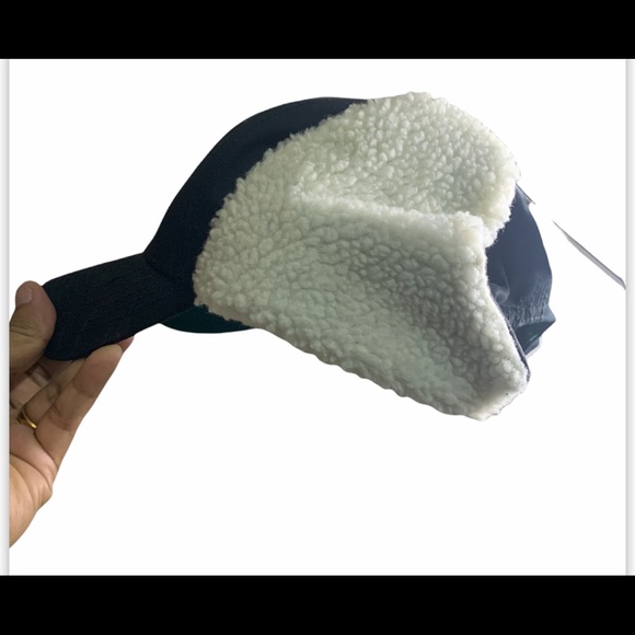 Guinness 1759 Black Rare Hat with Side Ear Cover!! Brand New - Picture 4 of 5